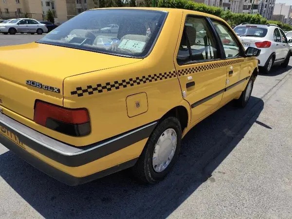پژو، 405