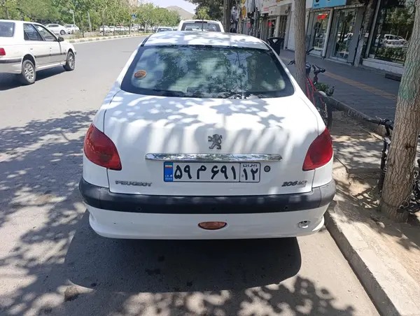 پژو، 206 SD