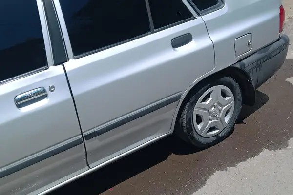 پراید، صندوق دار