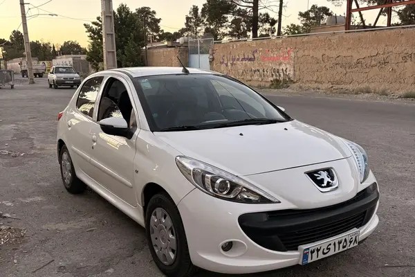 پژو، 207