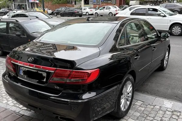 هیوندای، آزرا (گرنجور)