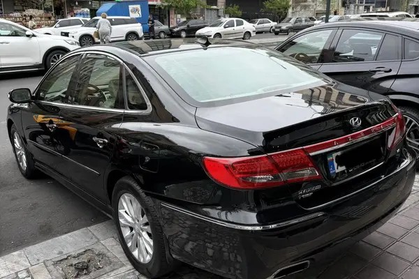 هیوندای، آزرا (گرنجور)