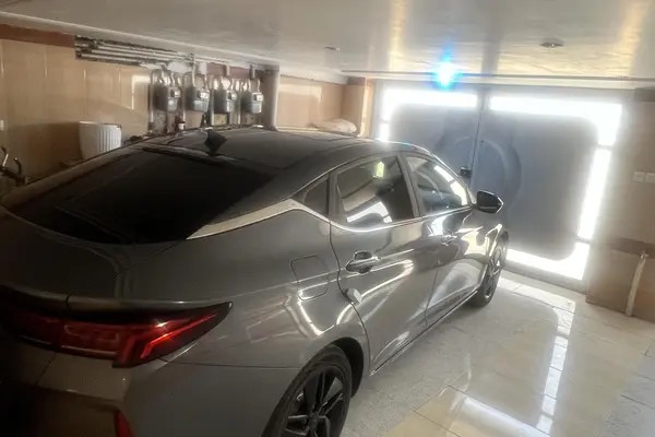 کی ام سی، J7