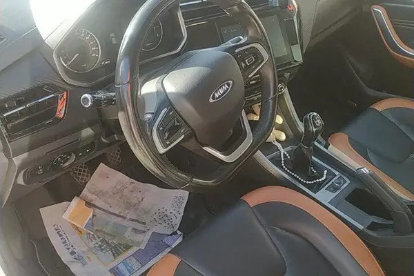 ام وی ام، X22 PRO