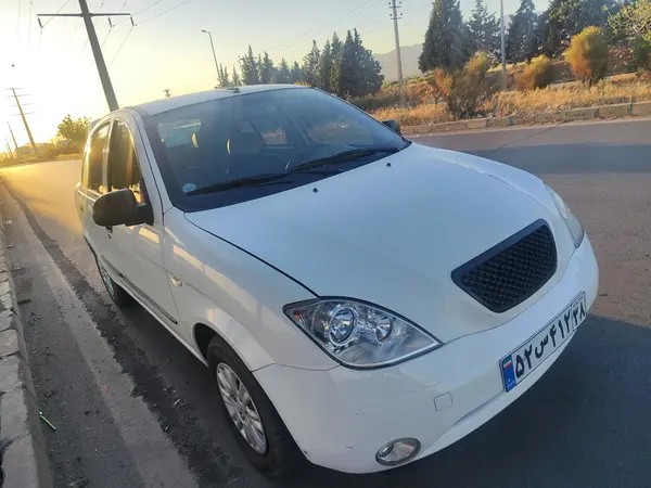 تیبا، هاچ بک