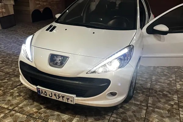 پژو، 207