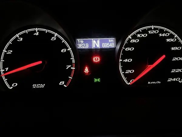 ام جی، 6