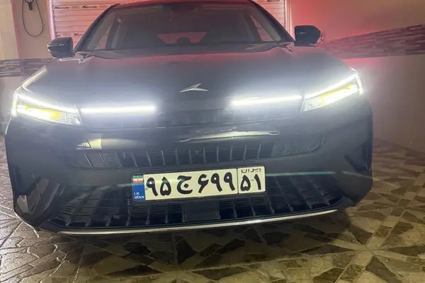 کی ام سی، J7