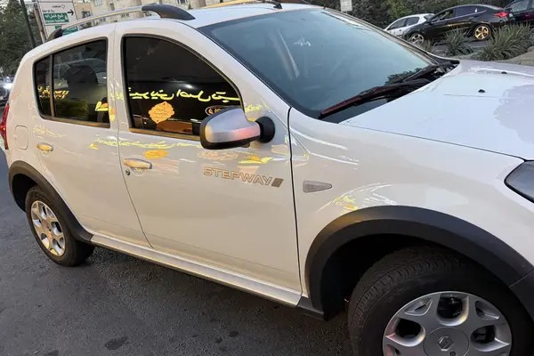 رنو، ساندرو