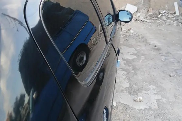 پژو، 206
