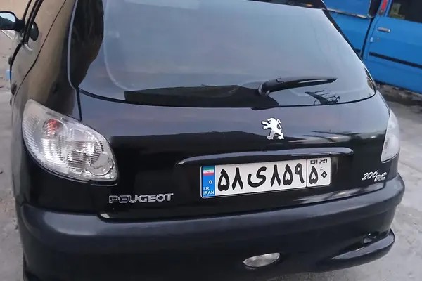 پژو، 206