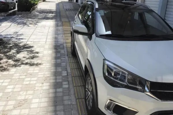 ام وی ام، X22