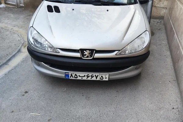 پژو، 206