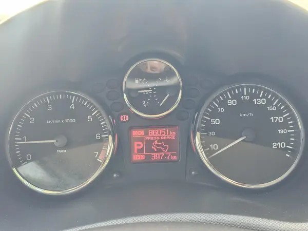 پژو، 207