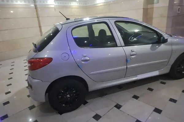 پژو، 207
