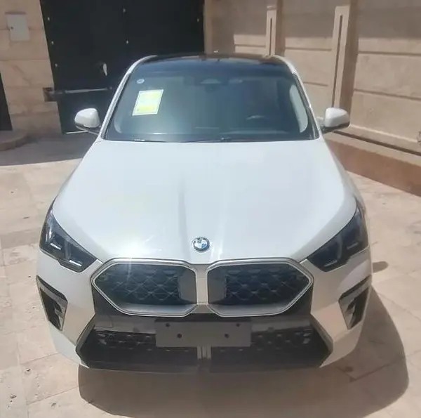 ب ام و، X2