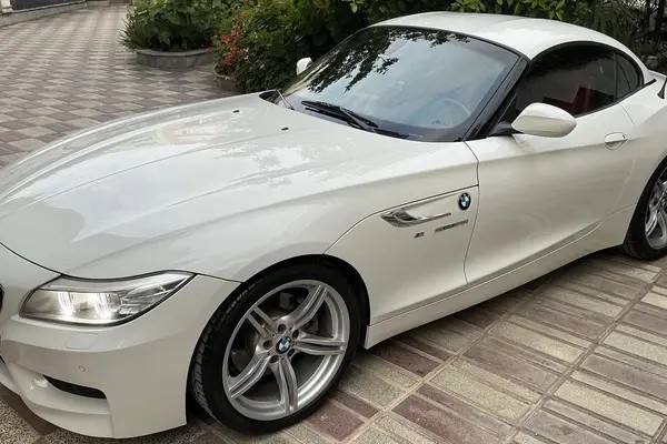 ب ام و، Z4