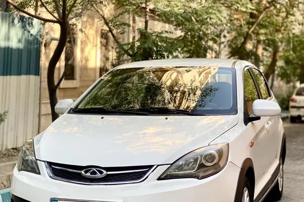 ام وی ام، 315هاچ بک