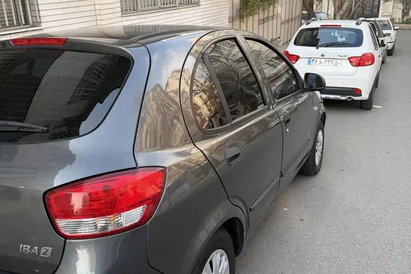 تیبا، هاچ بک