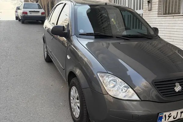 تیبا، هاچ بک