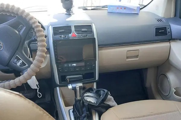 بایک، سابرینا هاچ بک (مونتاژ)