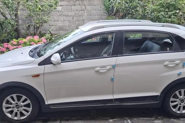 ام وی ام، 315هاچ بک