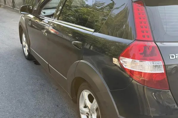دانگ فنگ، H30 کراس
