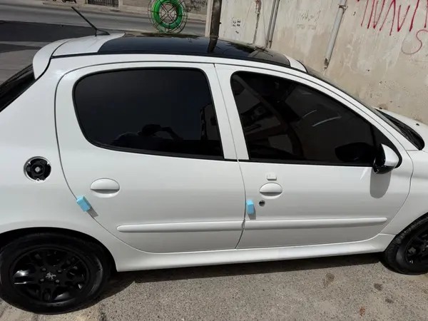 پژو، 207