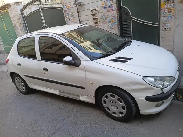 پژو، 206