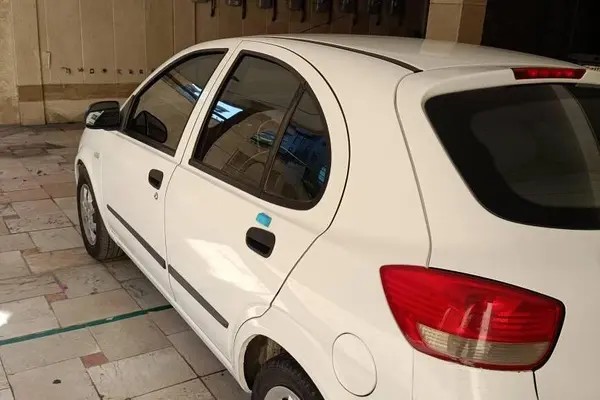 تیبا، هاچ بک