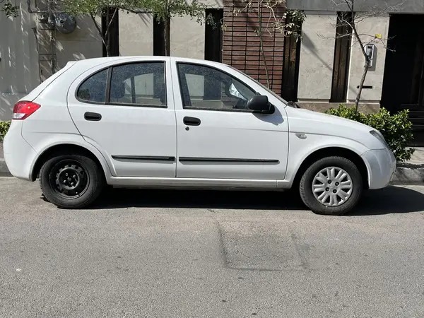 تیبا، هاچ بک