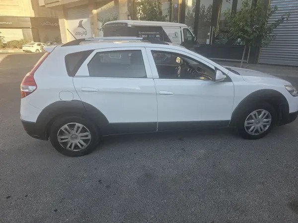 دانگ فنگ، H30 کراس
