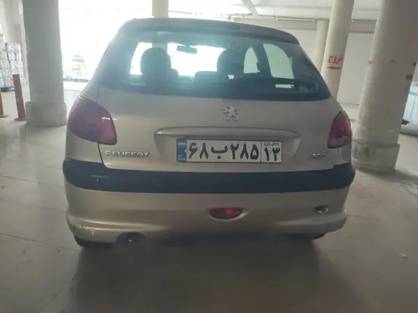 پژو، 206