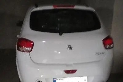 تیبا، هاچ بک
