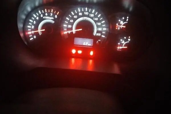 تیبا، هاچ بک