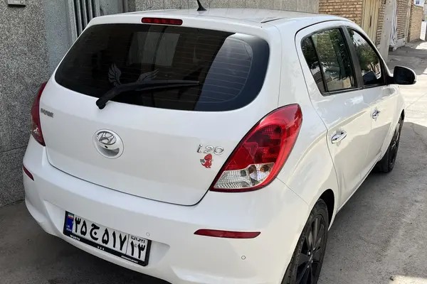 هیوندای، i20