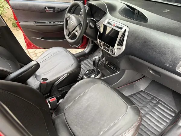 هیوندای، i20