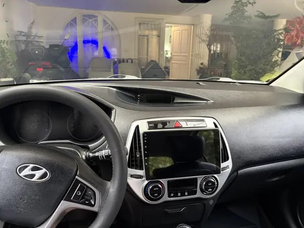 هیوندای، i20