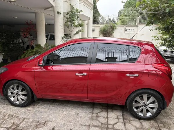 هیوندای، i20