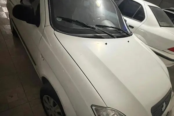 تیبا، هاچ بک