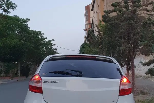ام وی ام، 315هاچ بک