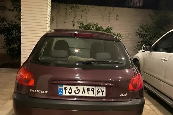 پژو، 206