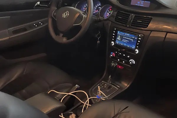 دانگ فنگ، H30 کراس