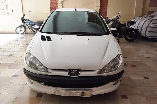 پژو، 206