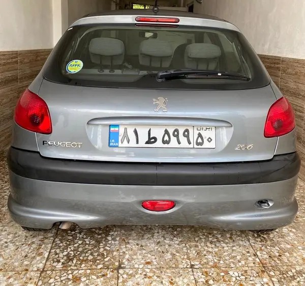 پژو، 206
