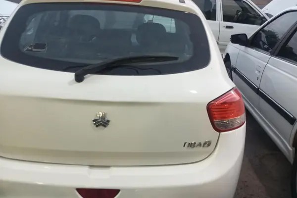 تیبا، هاچ بک