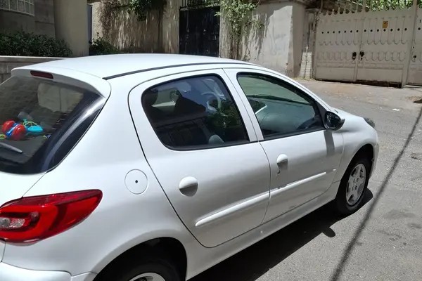پژو، 207