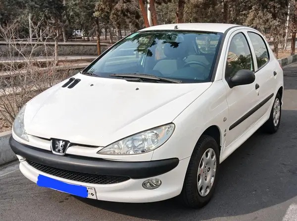 پژو، 206