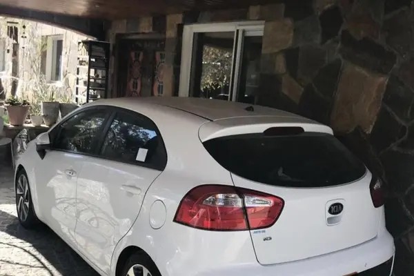 کیا، ریو هاچ بک