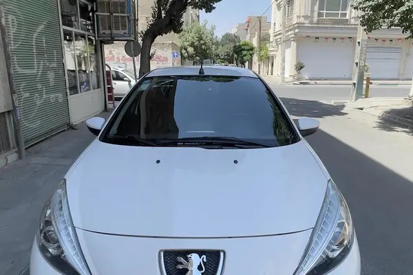 پژو، 207